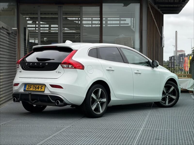 Volvo V40 - Foto 3