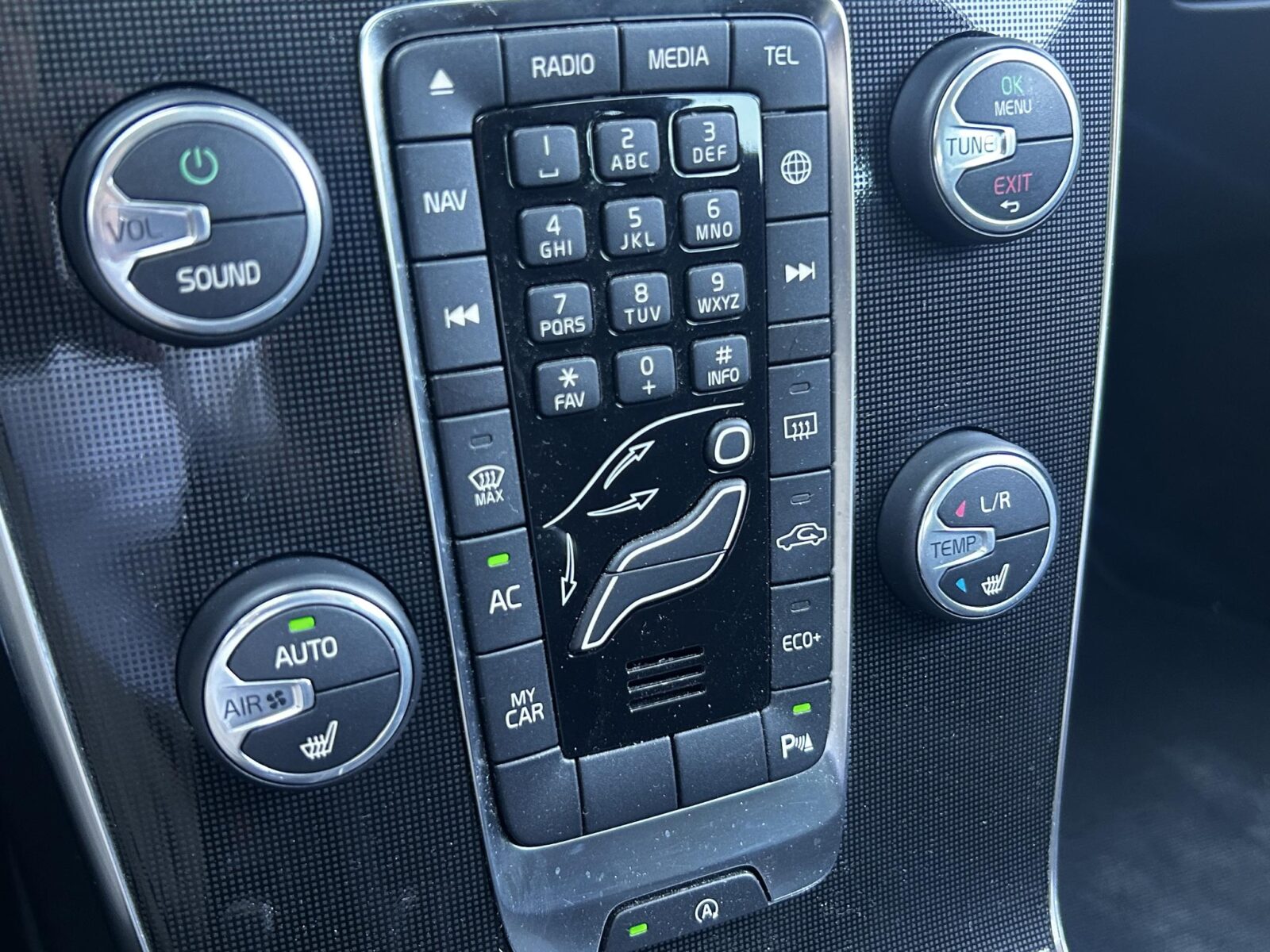 Volvo V40 - Foto 14