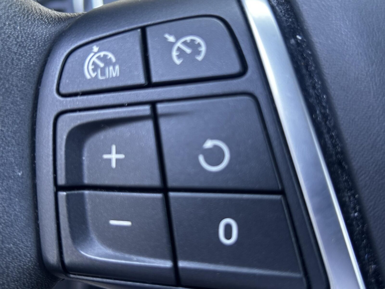 Volvo V40 - Foto 17