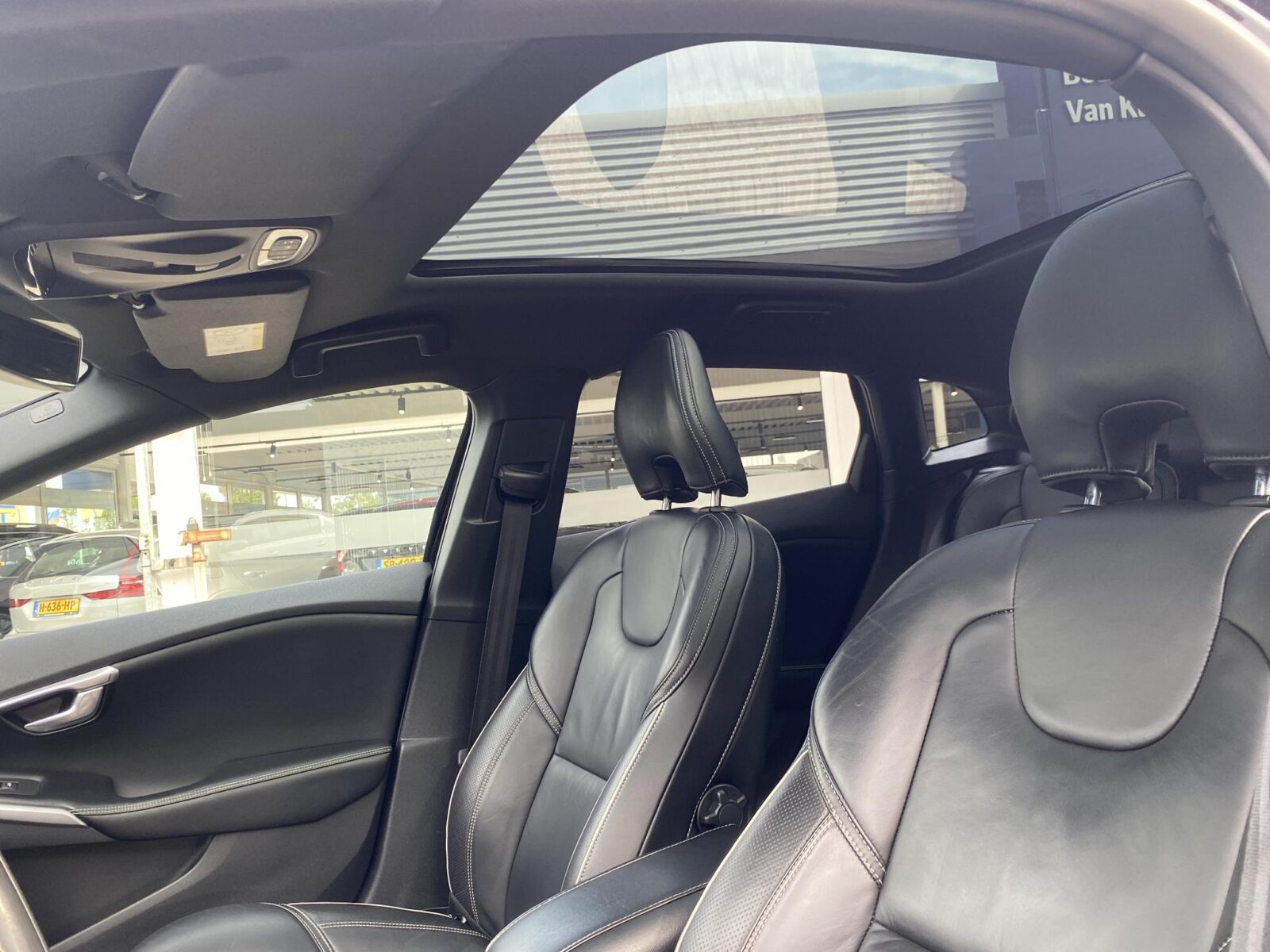 Volvo V40 - Foto 13