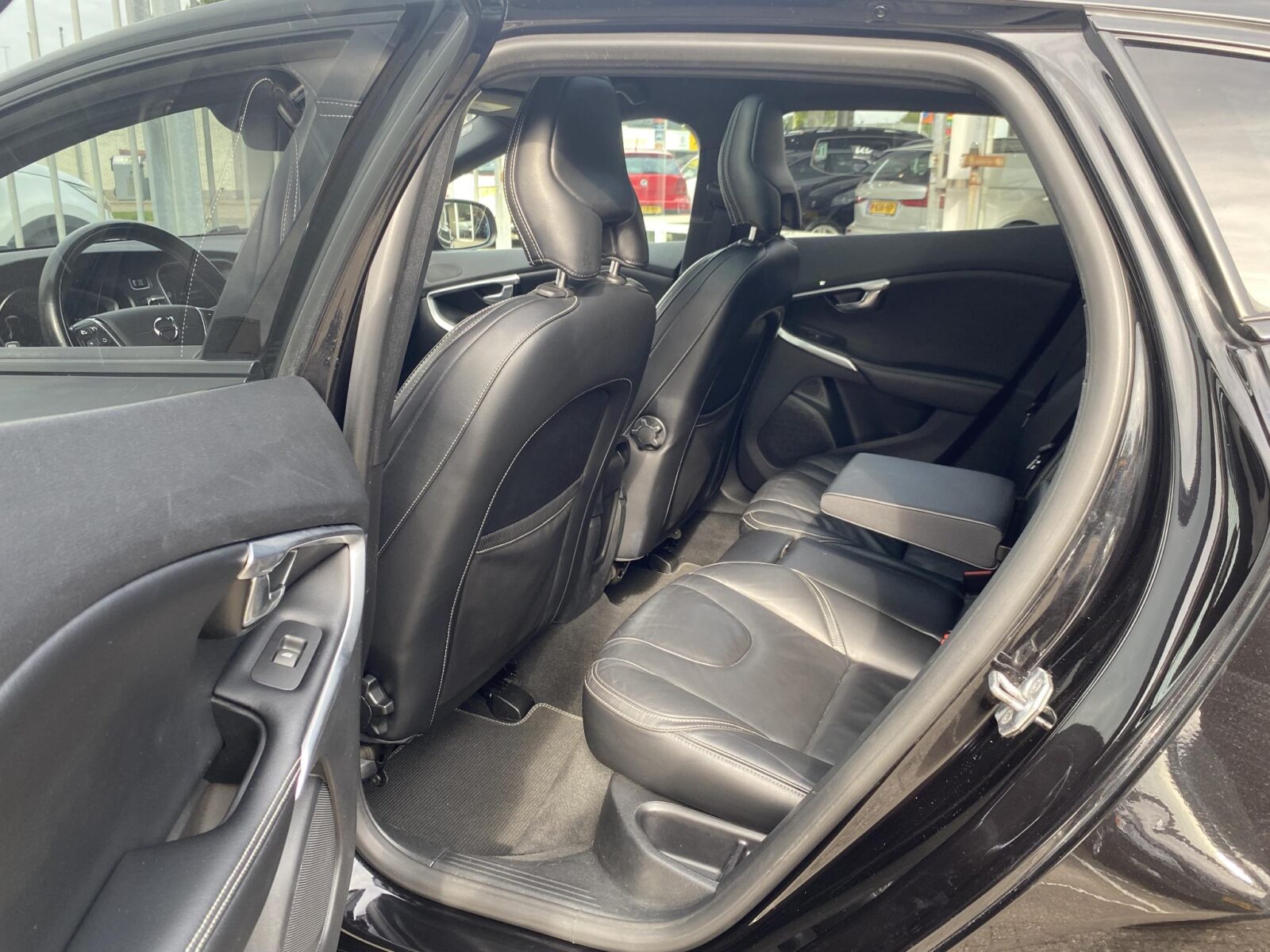 Volvo V40 - Foto 14