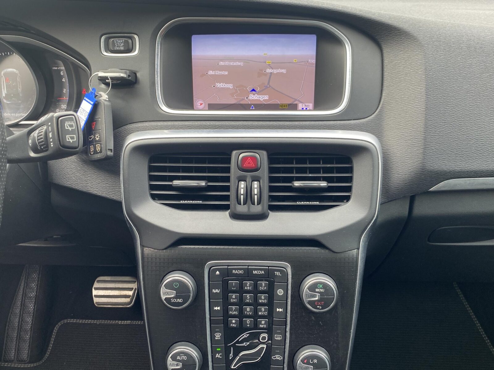 Volvo V40 - Foto 24