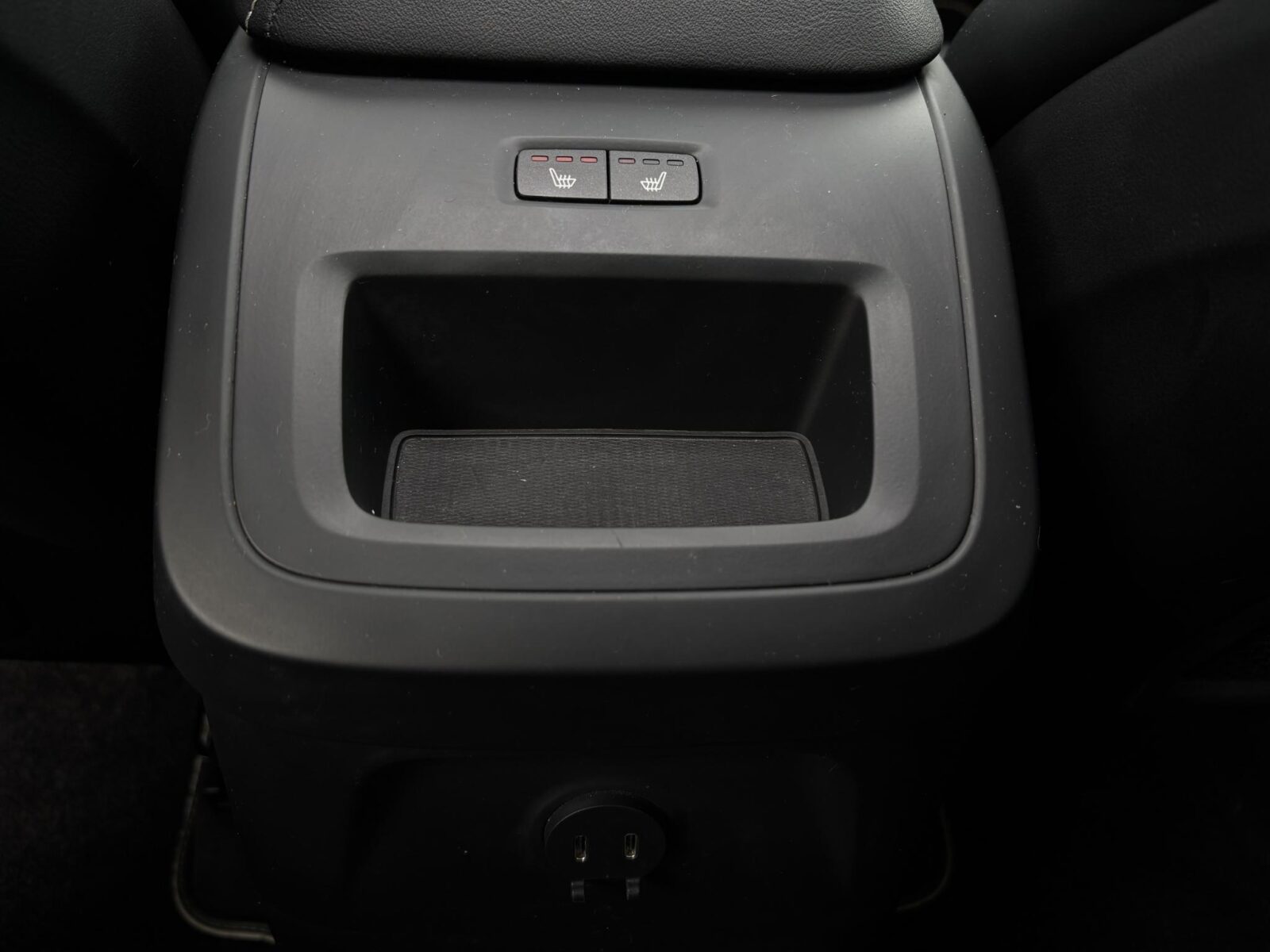 Volvo XC60 - Foto 25