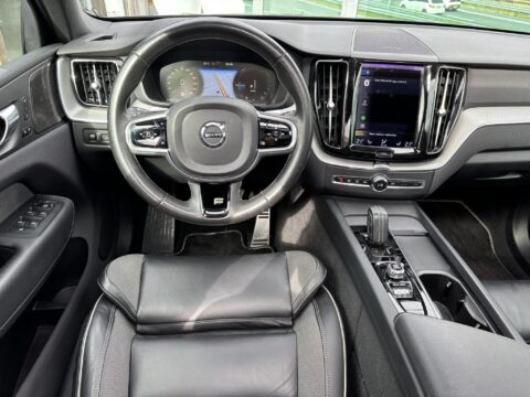 Volvo XC60 2.0 Recharge T6 AWD R-Design