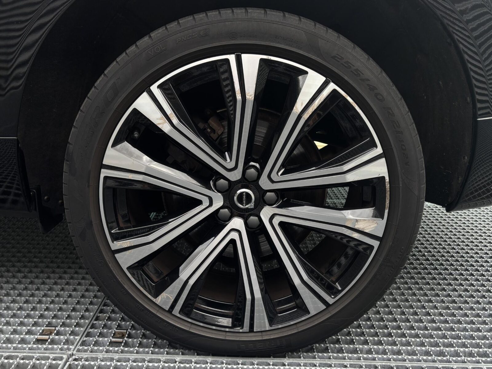 Volvo XC60 - Foto 6