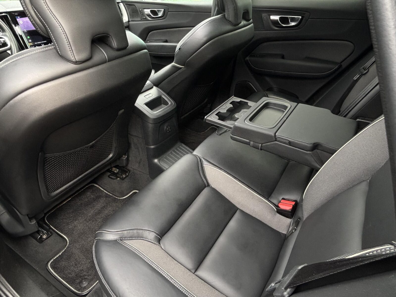 Volvo XC60 - Foto 9