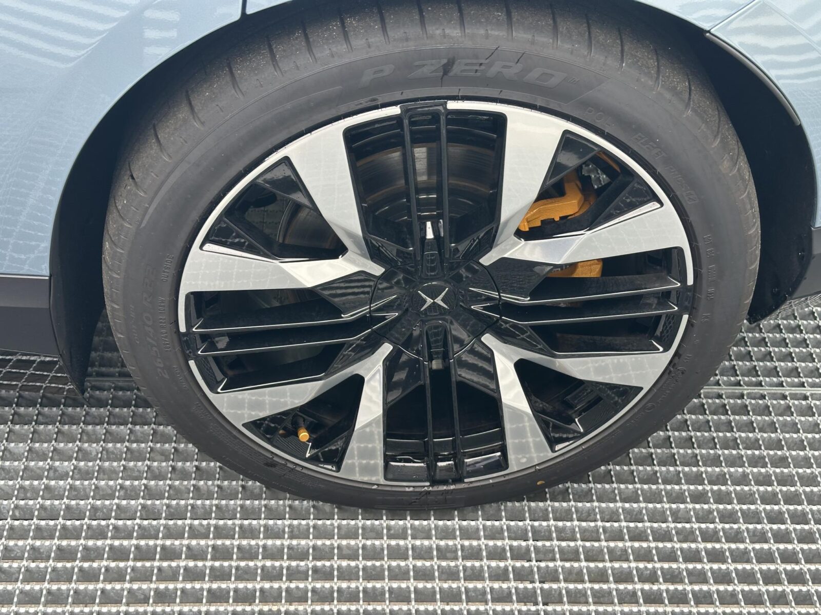 Polestar 4 - Foto 13
