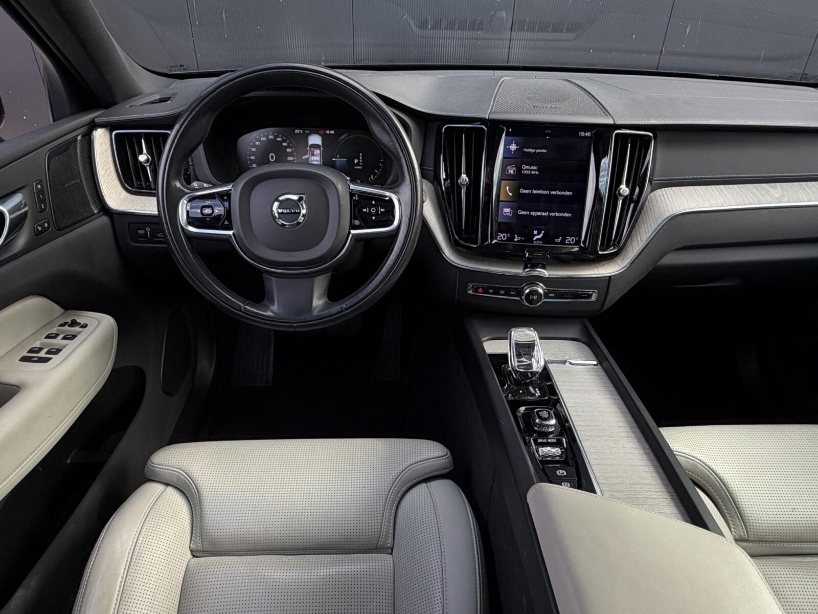 Volvo XC60 - Foto 13