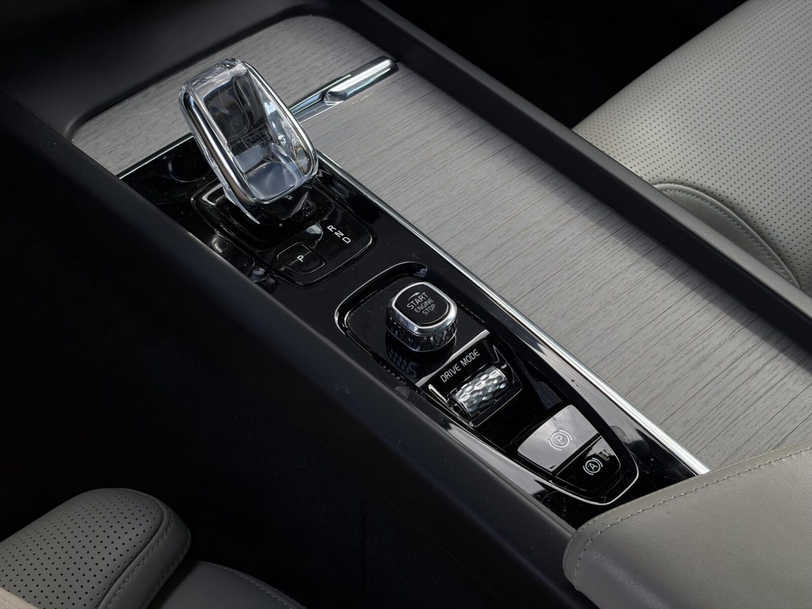 Volvo XC60 - Foto 15