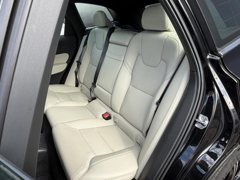 Volvo XC60 - Foto 5