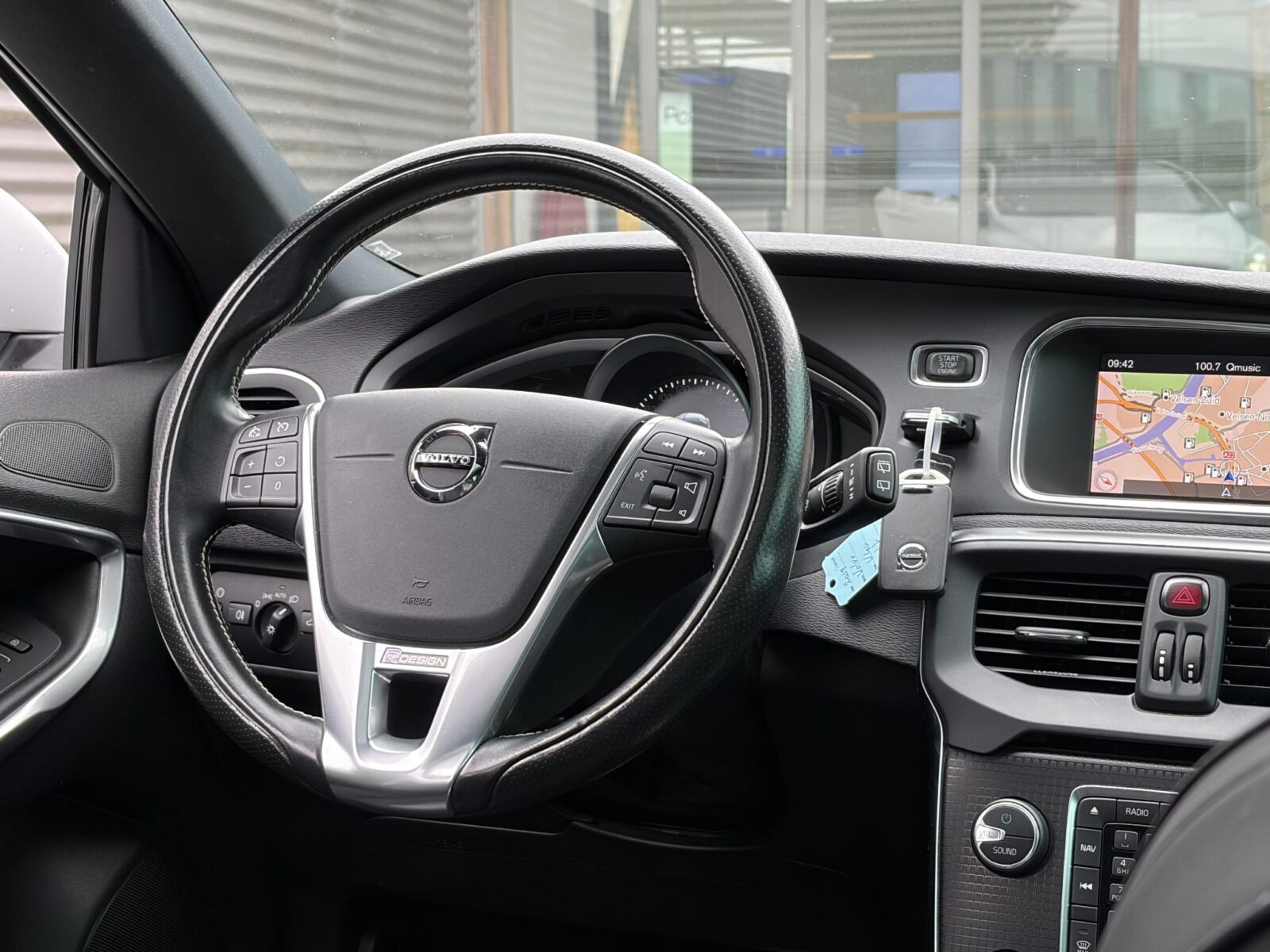 Volvo V40 - Foto 16