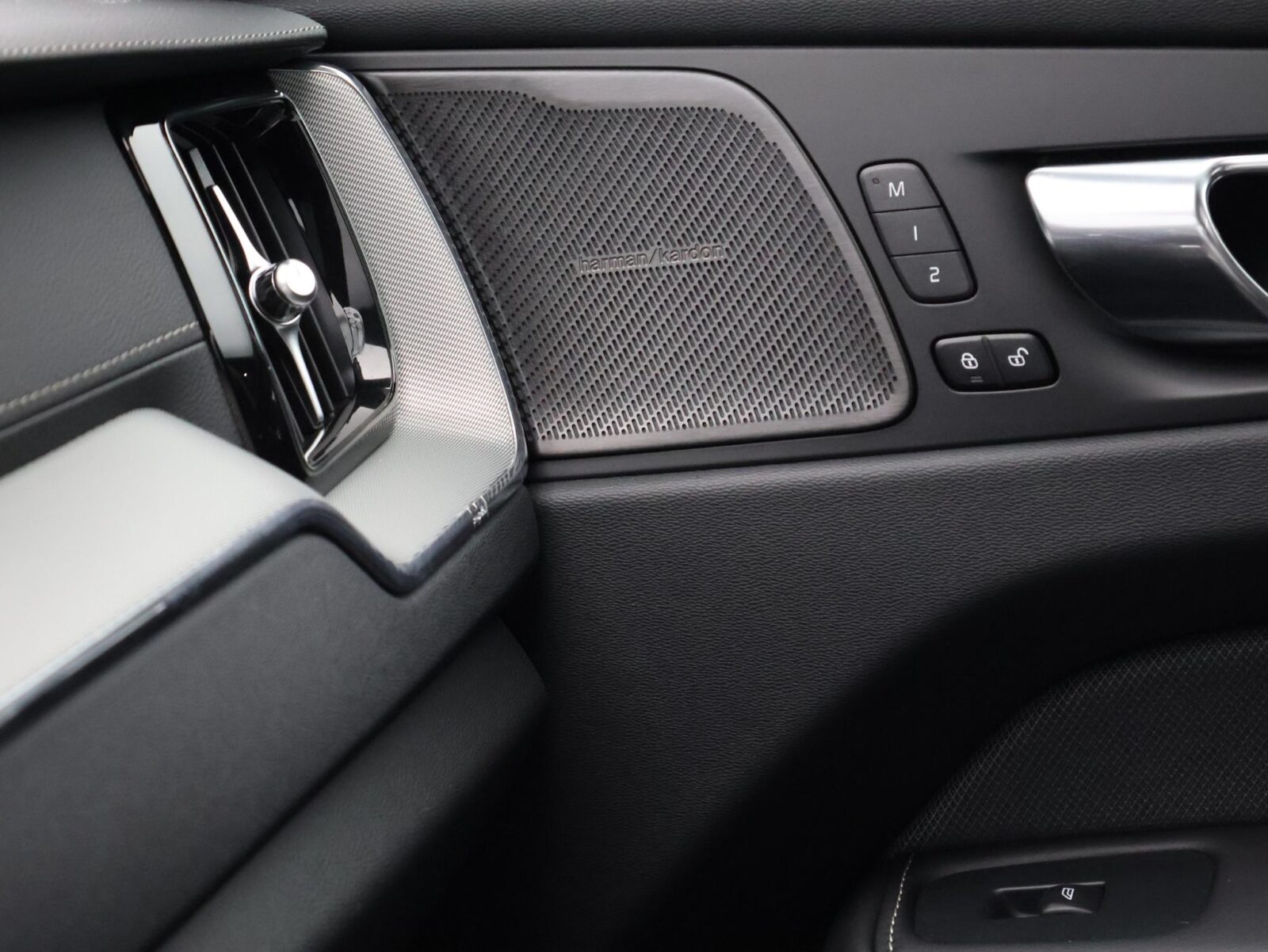 Volvo XC60 - Foto 14