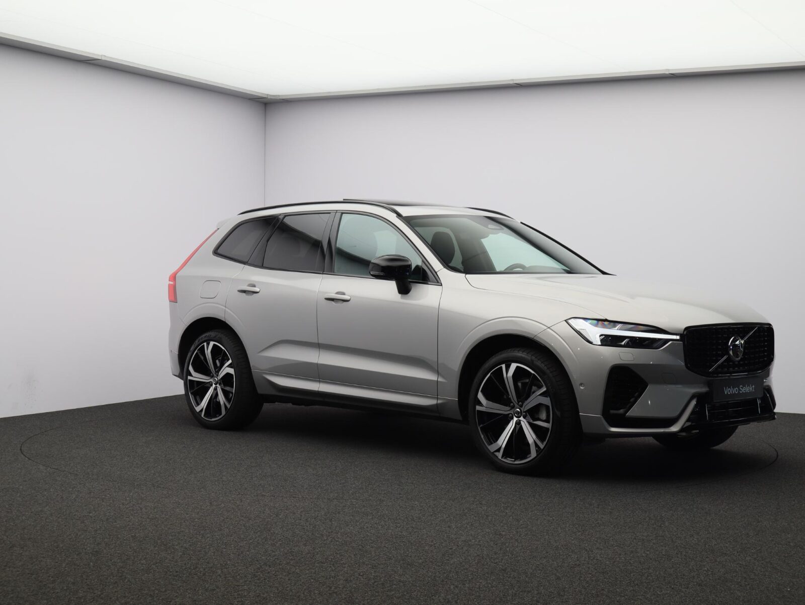Volvo XC60 - Foto 21