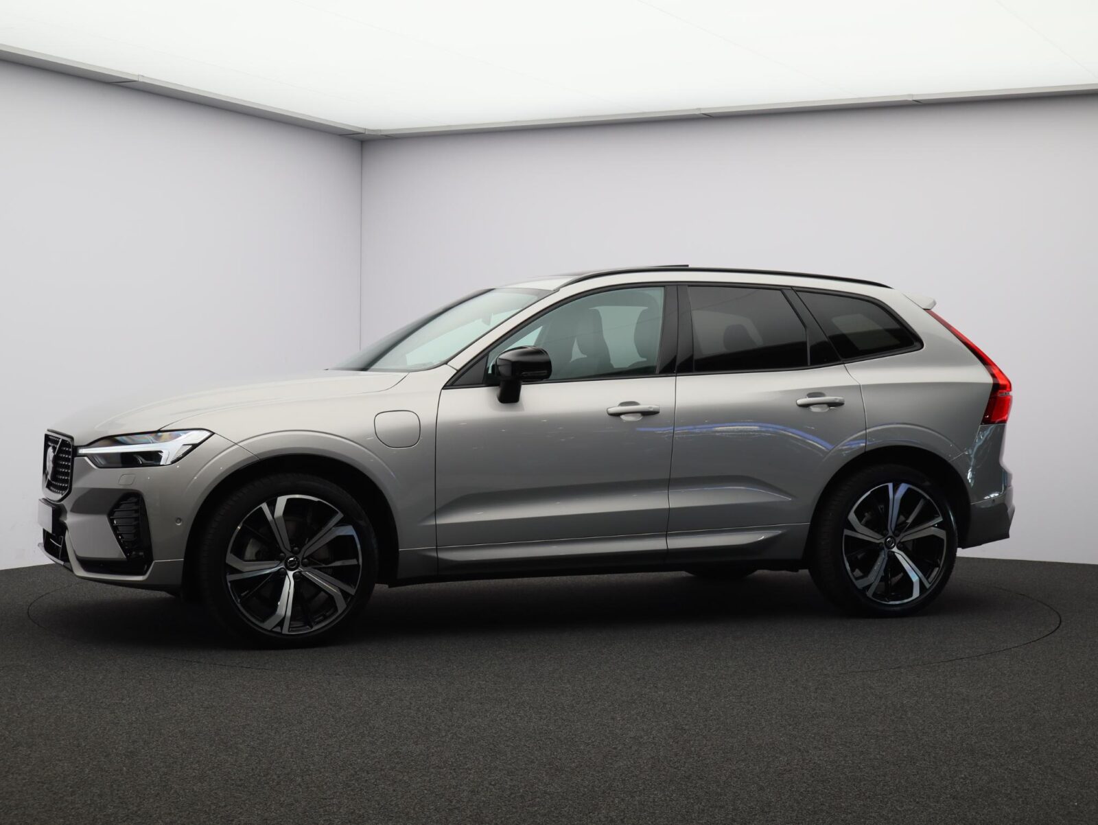 Volvo XC60 - Foto 24