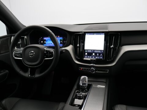 Volvo XC60 T6 350PK Plug-in hybrid AWD Ultimate Dark