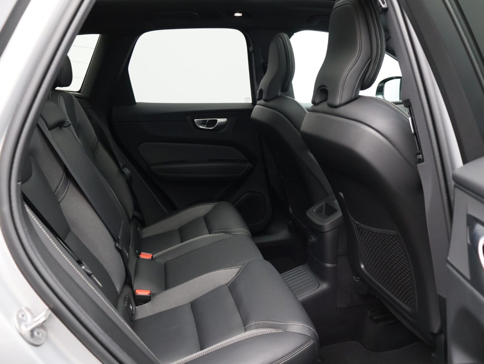 Volvo XC60 - Foto 9