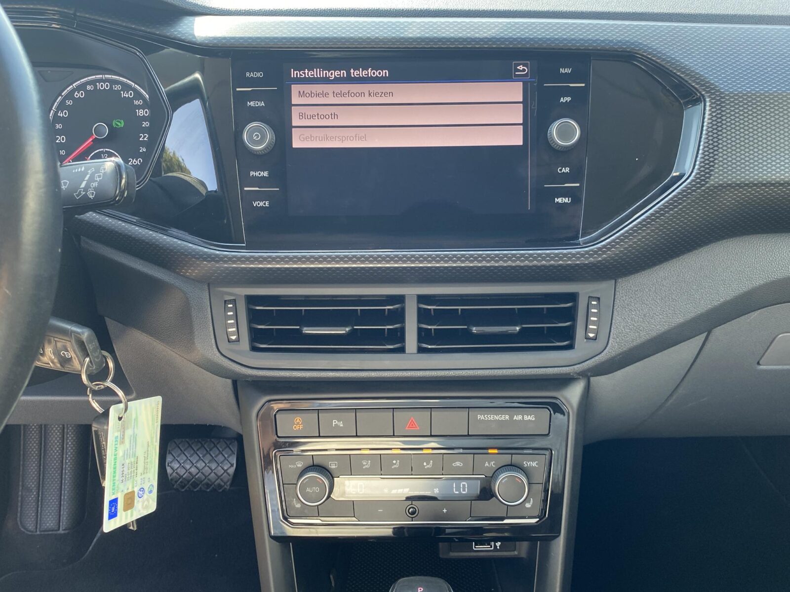 Volkswagen T-Cross - Foto 25