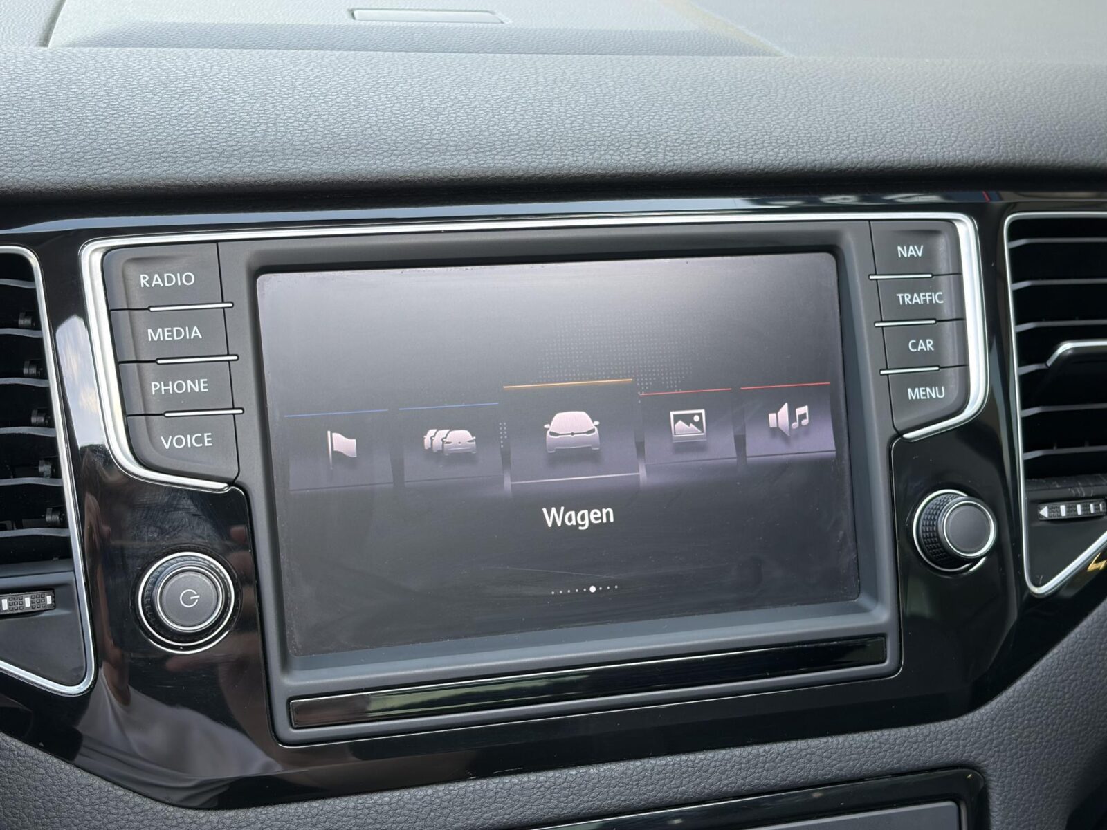 Volkswagen Golf Sportsvan - Foto 24