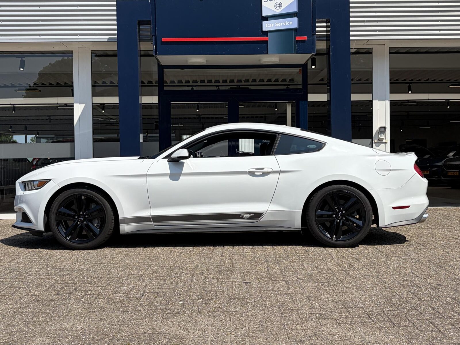 Ford Mustang - Foto 4