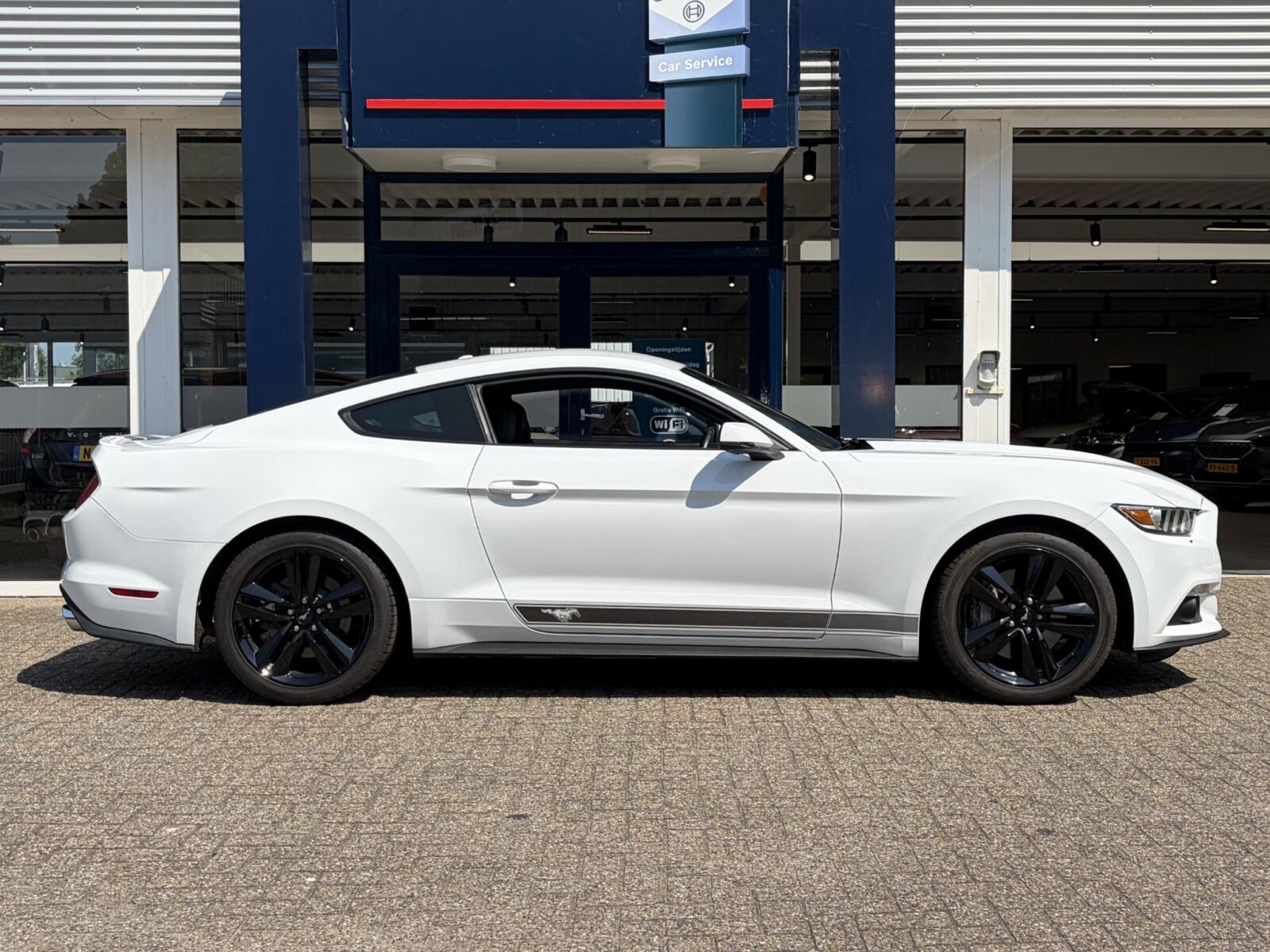Ford Mustang - Foto 5