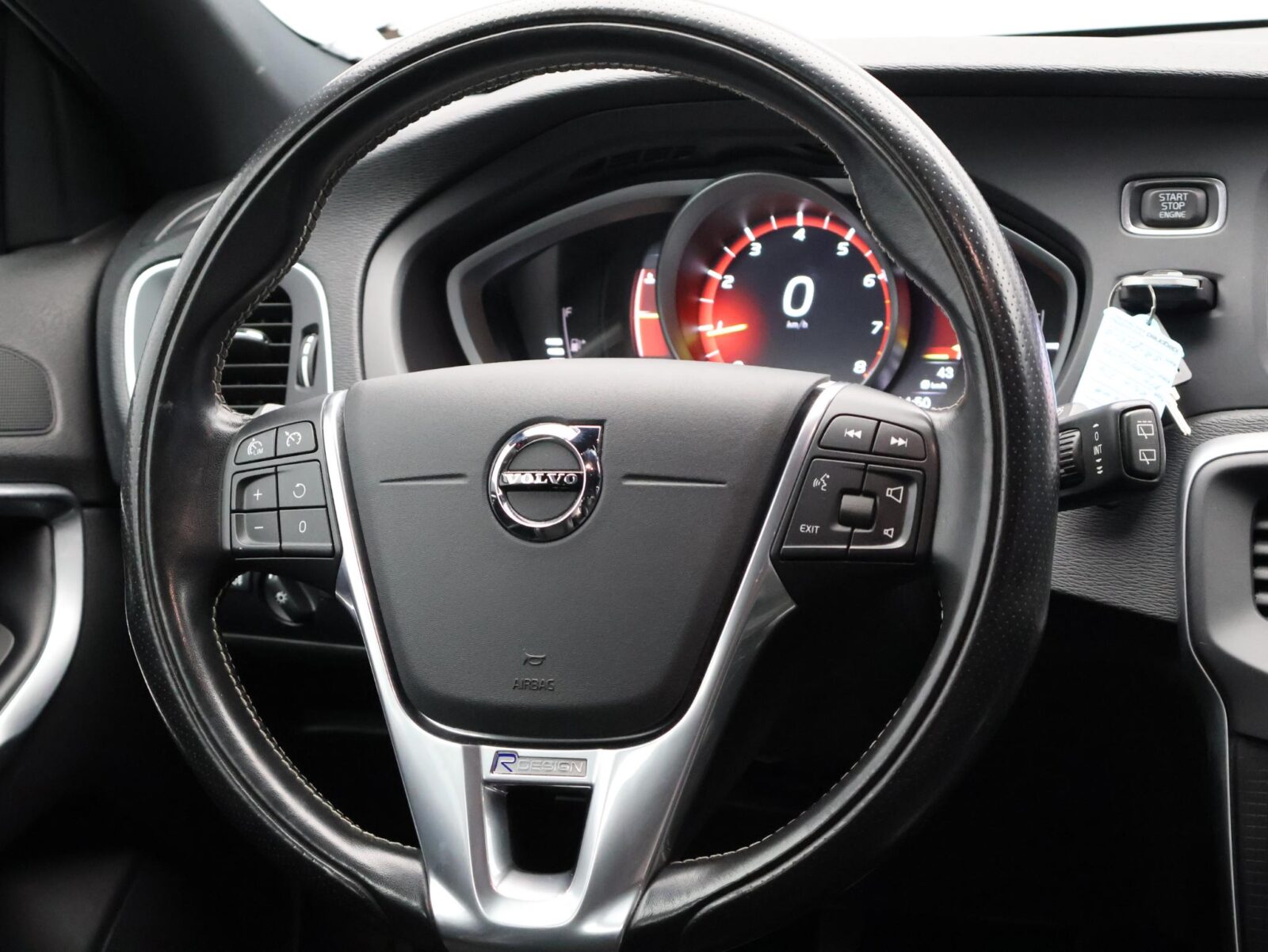 Volvo V40 - Foto 13