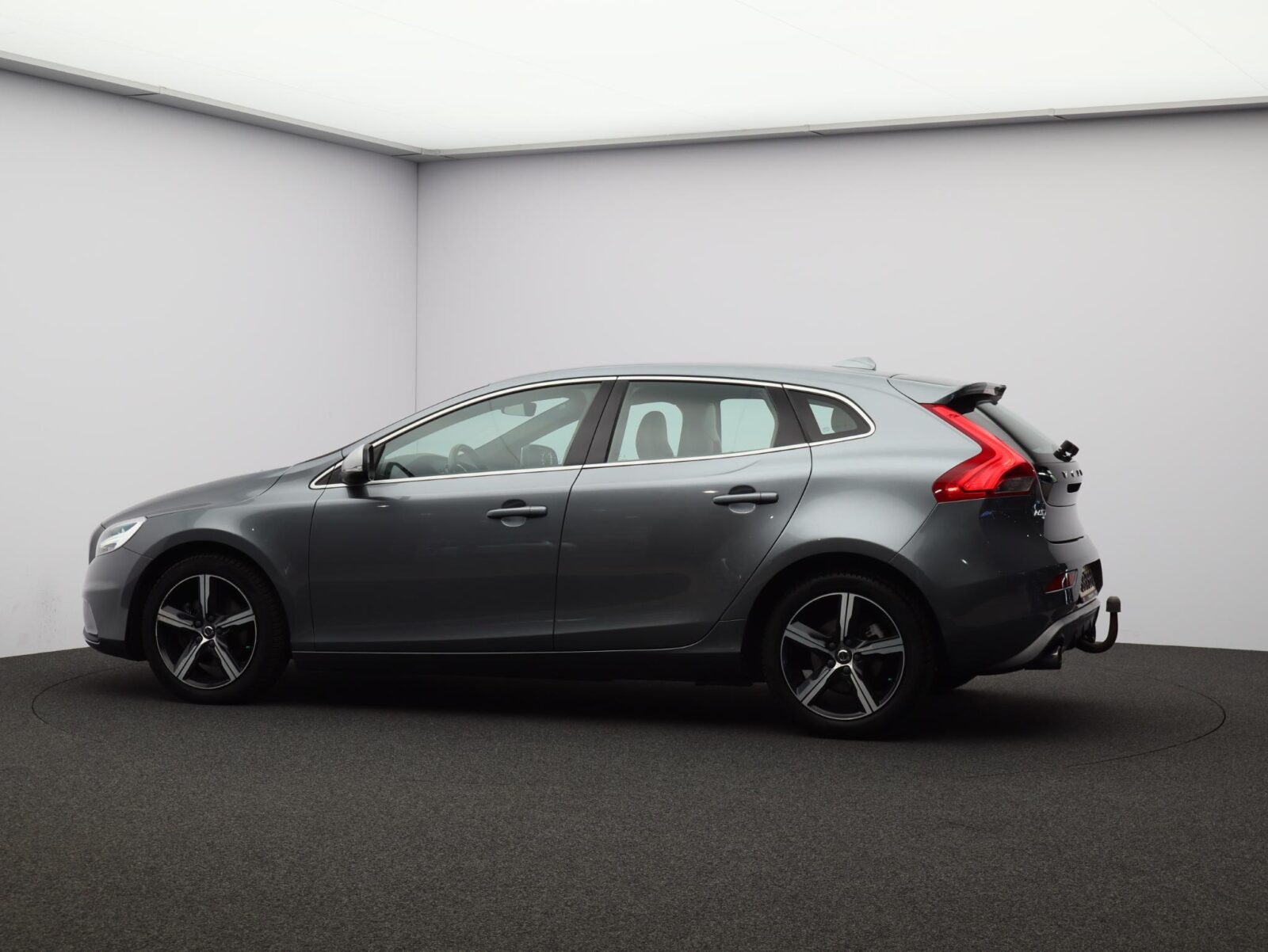 Volvo V40 - Foto 17