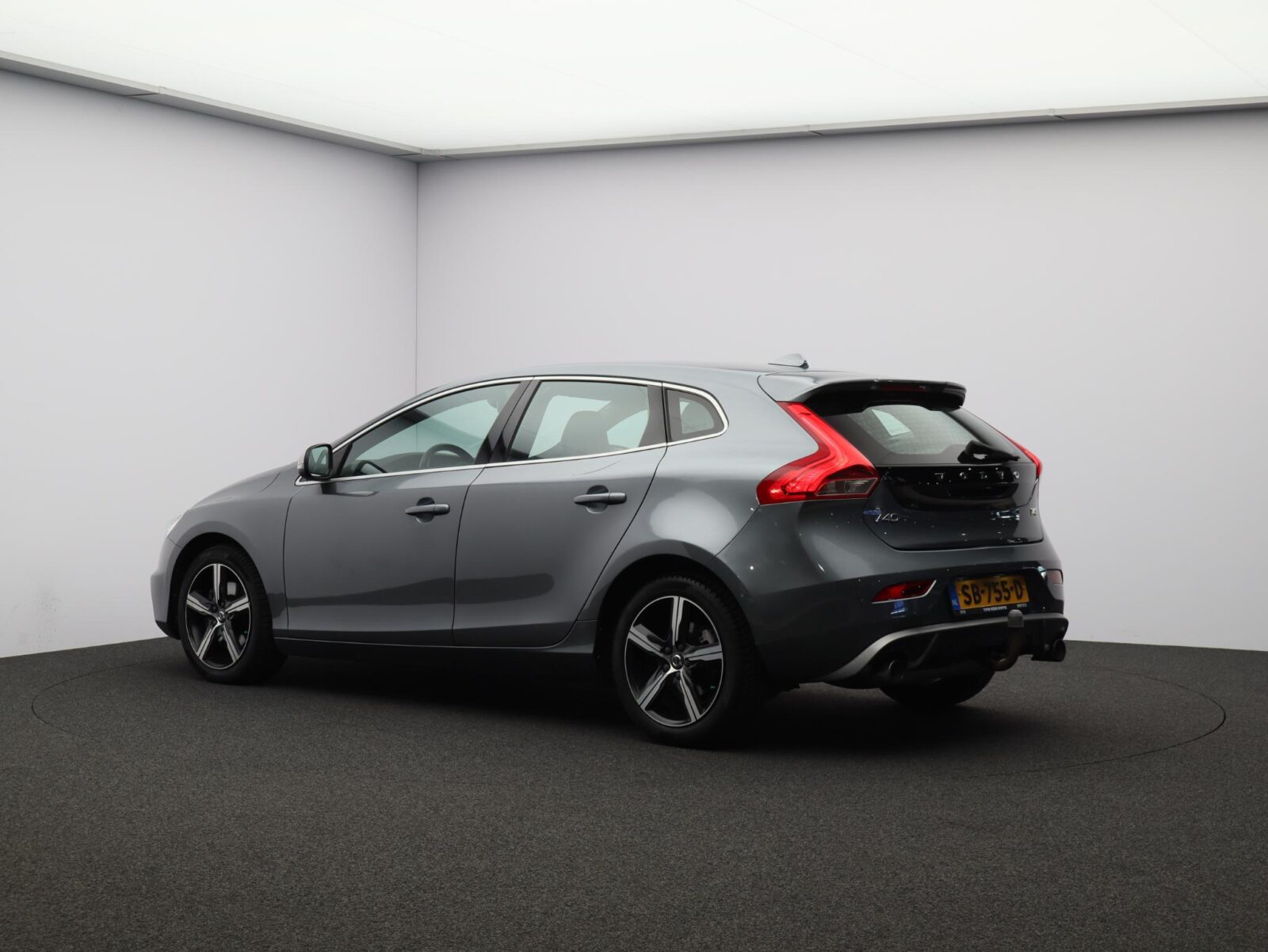 Volvo V40 - Foto 18