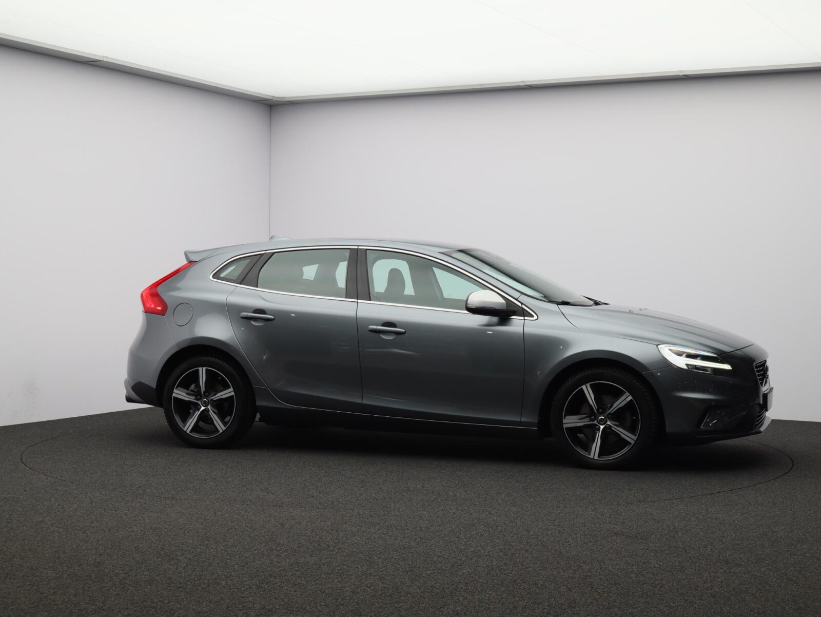 Volvo V40 - Foto 23
