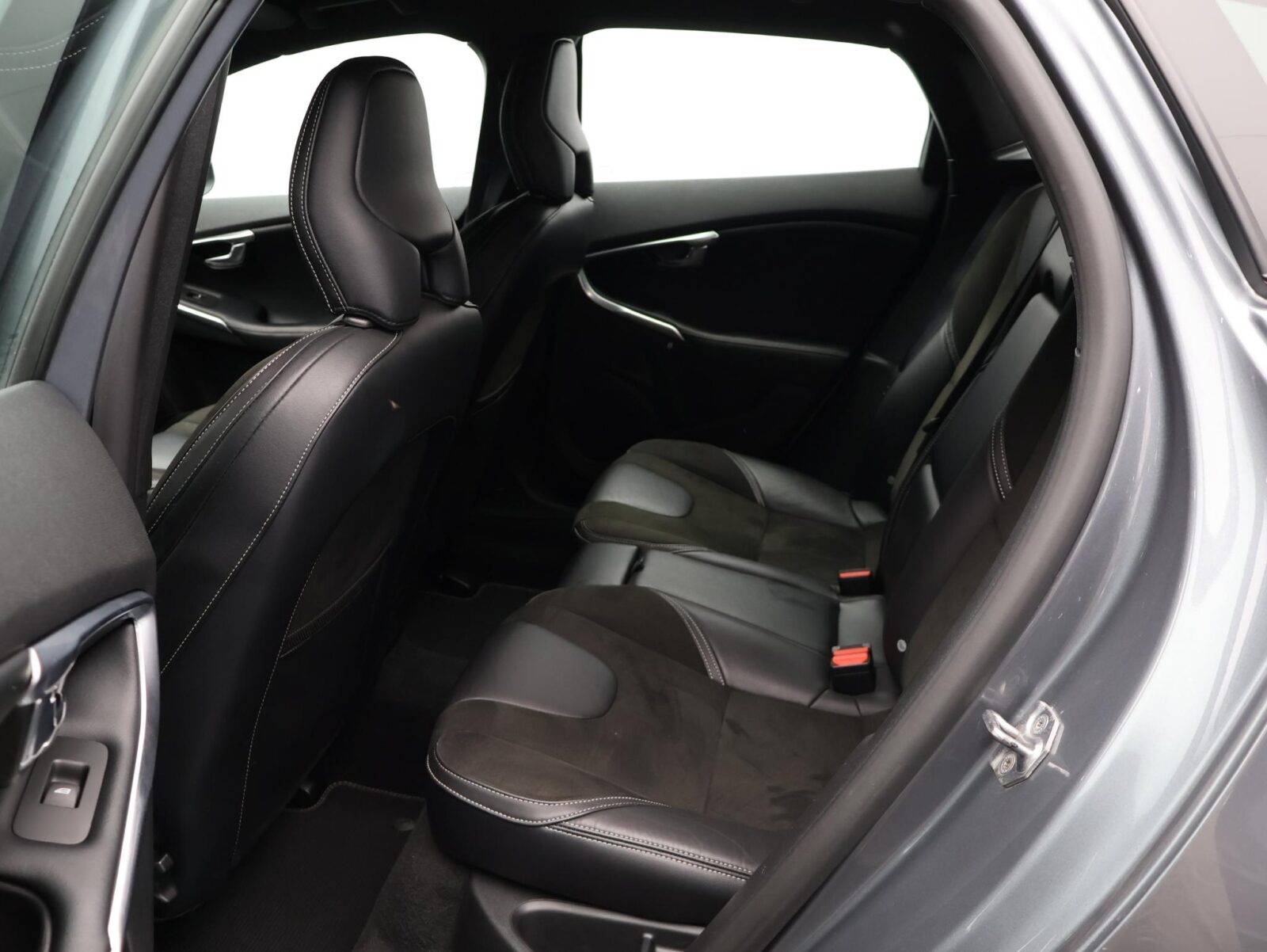 Volvo V40 - Foto 6