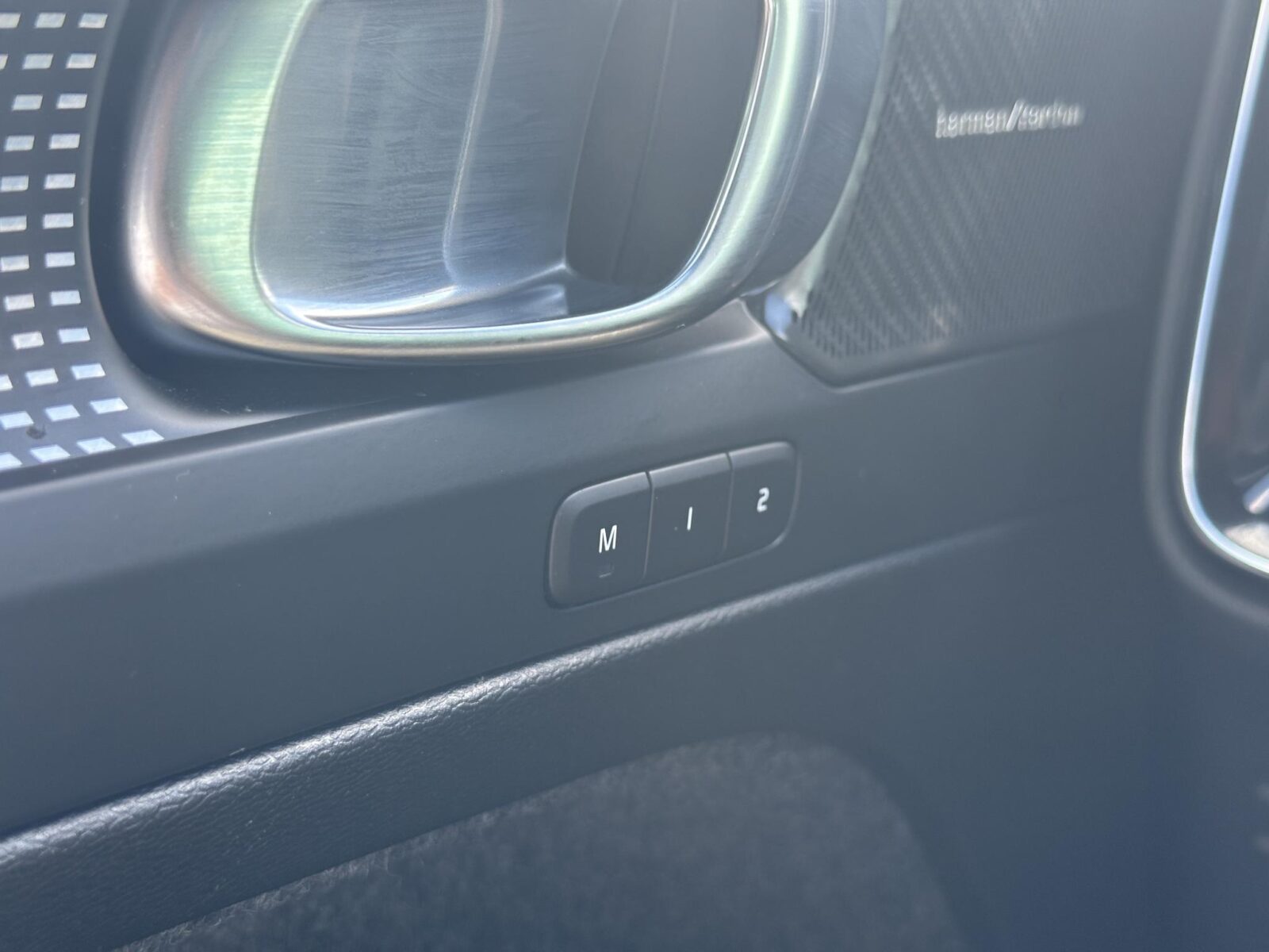 Volvo XC40 - Foto 21
