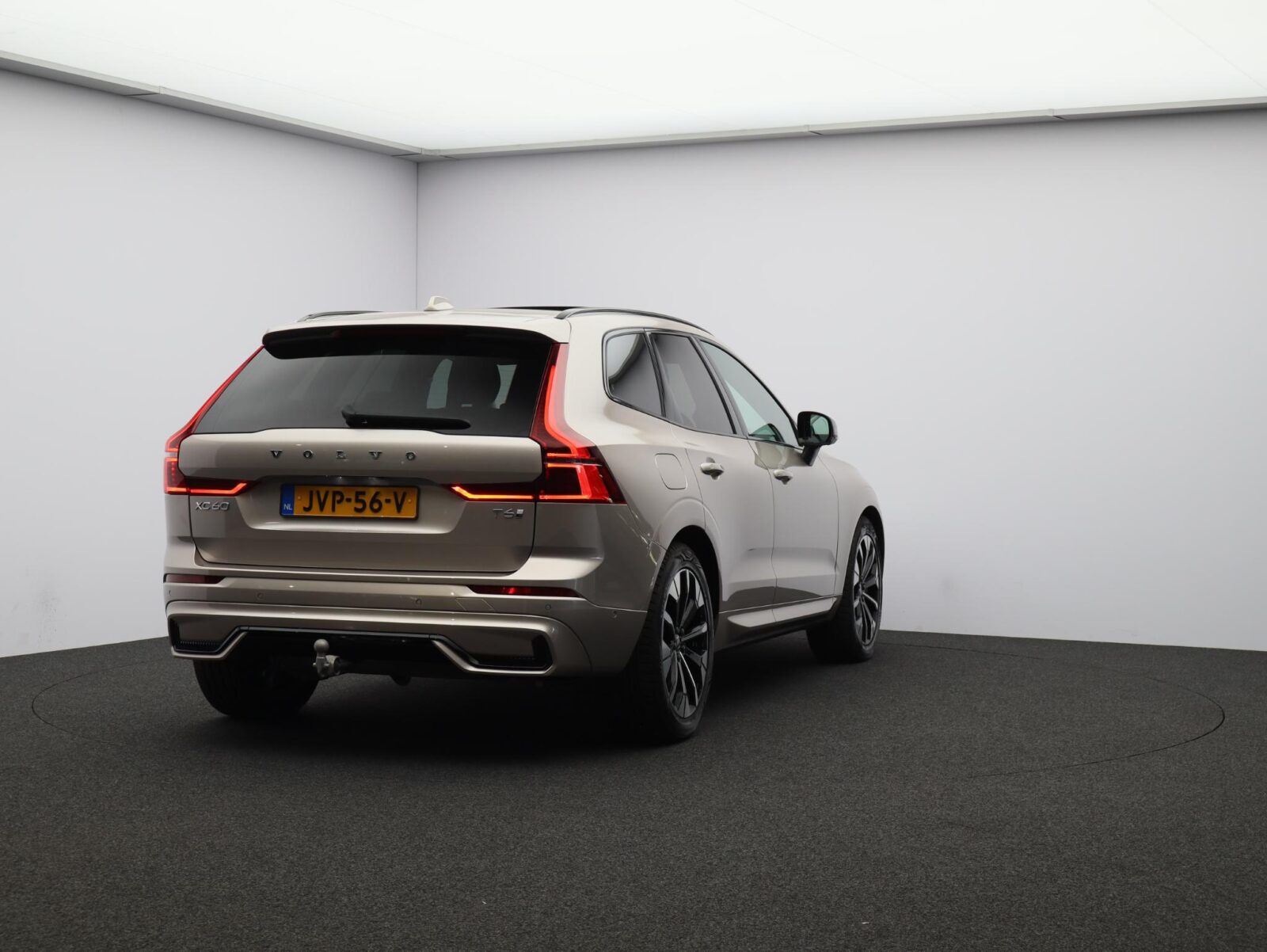 Volvo XC60 - Foto 19