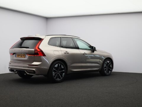Volvo XC60 2.0 T6 Plug-in hybrid AWD Ultra Dark