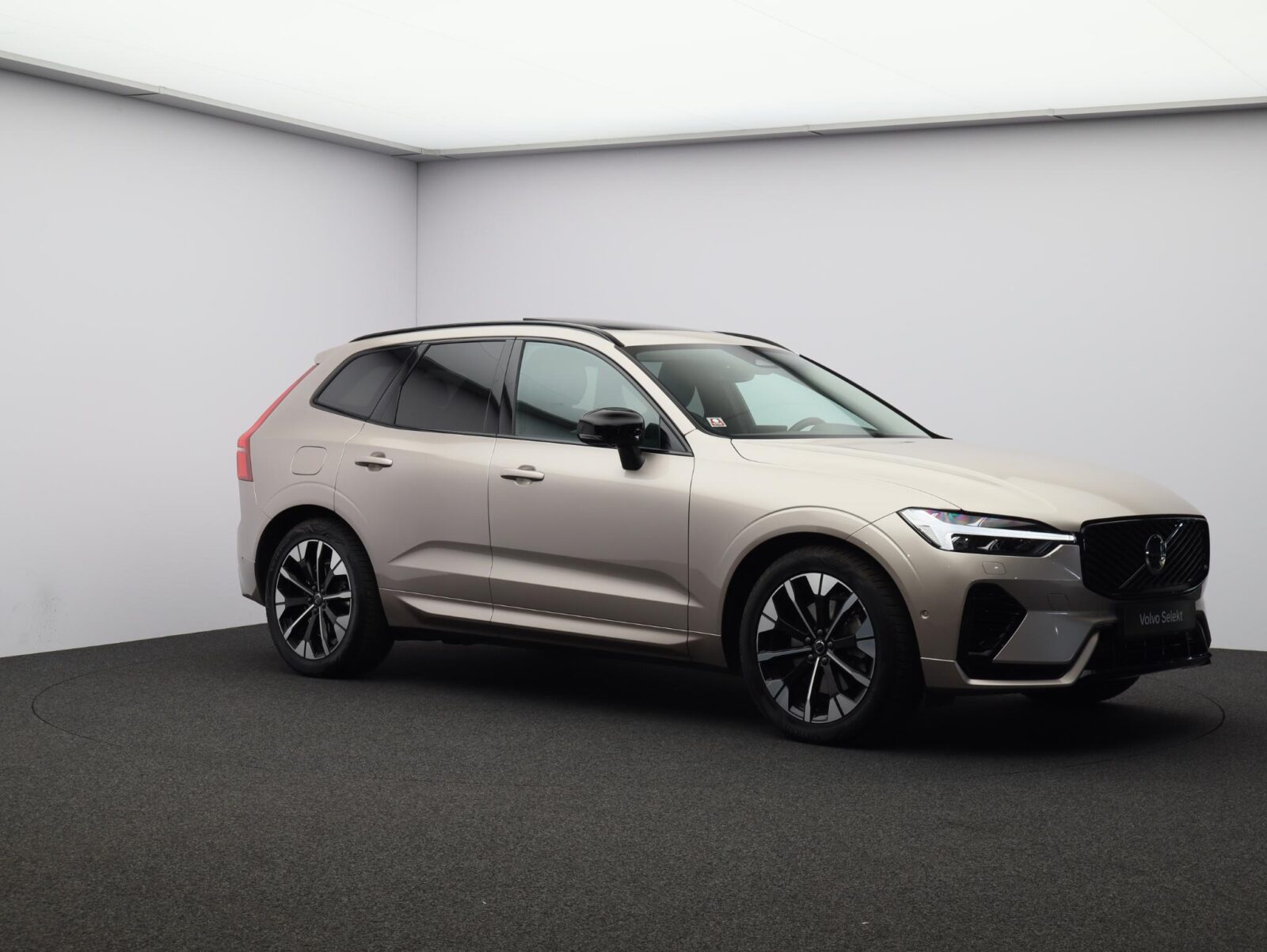 Volvo XC60 - Foto 22