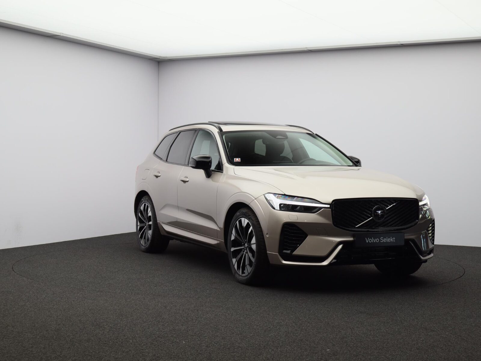 Volvo XC60 - Foto 23