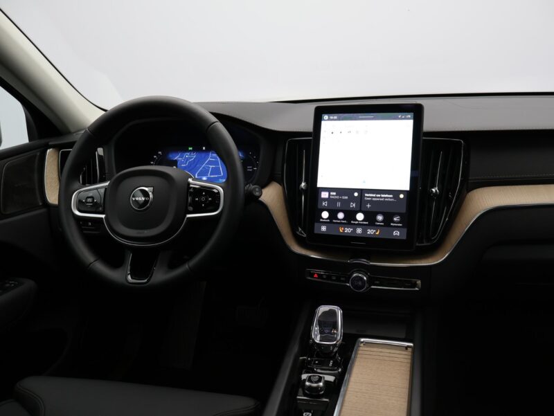 Volvo XC60 - Foto 3