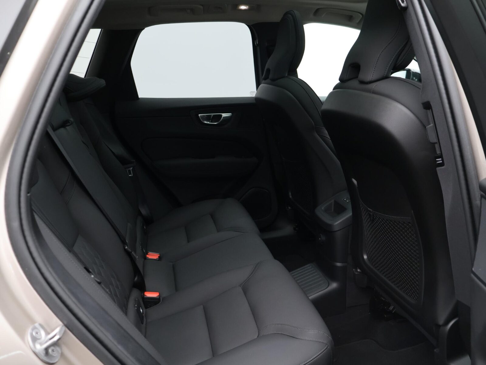 Volvo XC60 - Foto 9