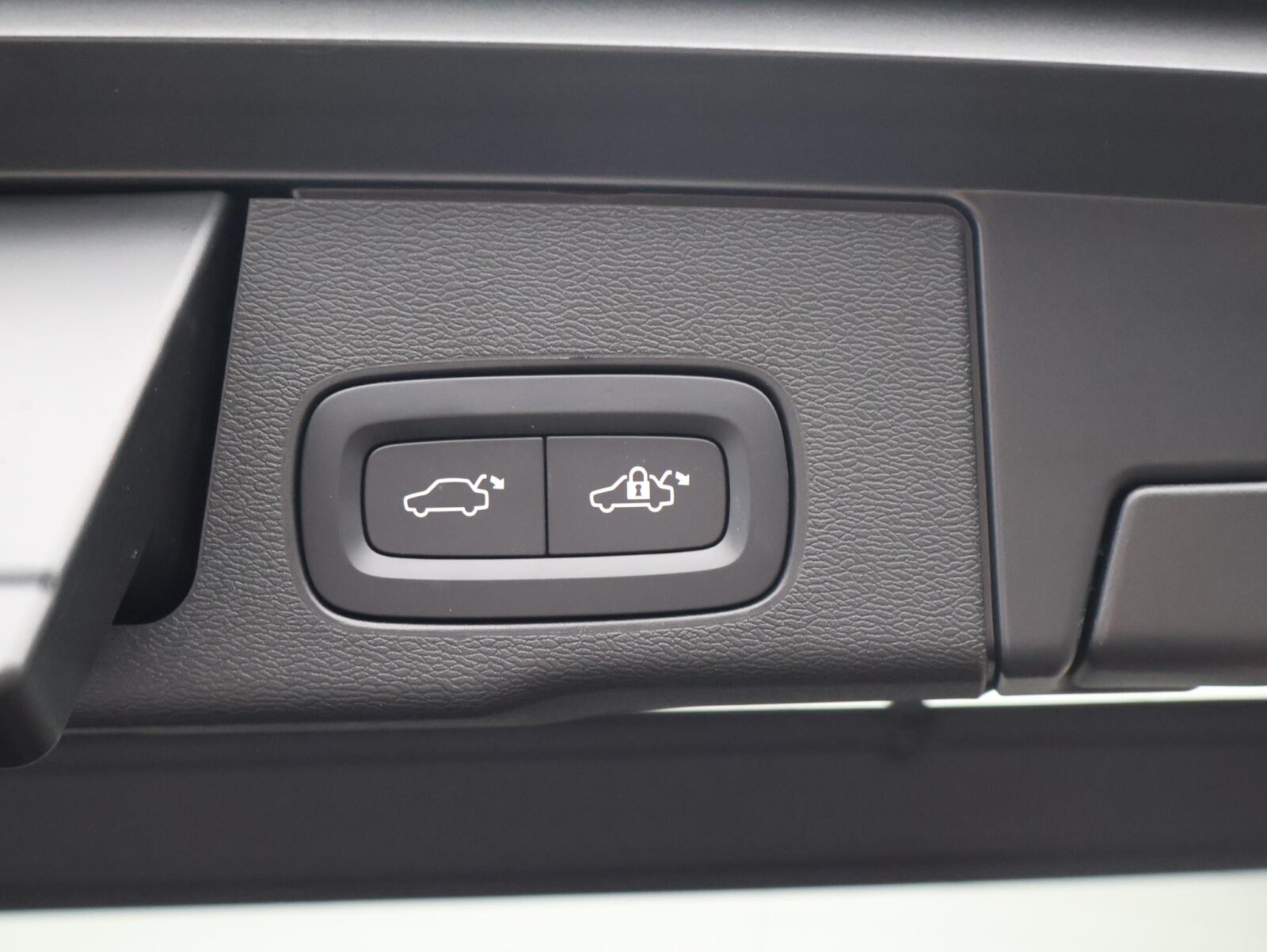 Volvo XC60 - Foto 17