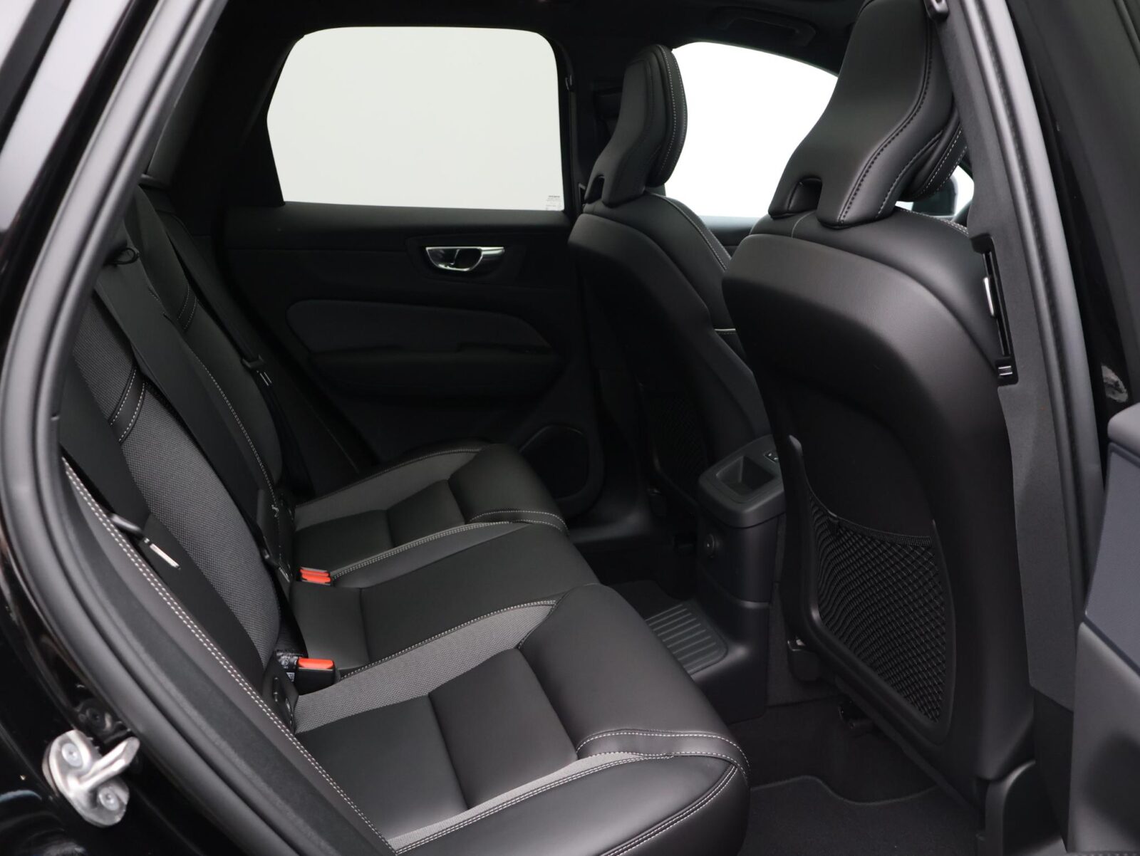 Volvo XC60 - Foto 9