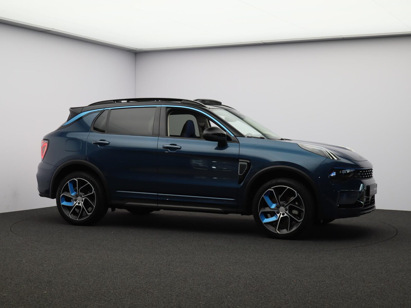 Lynk & Co 01 - Foto 23