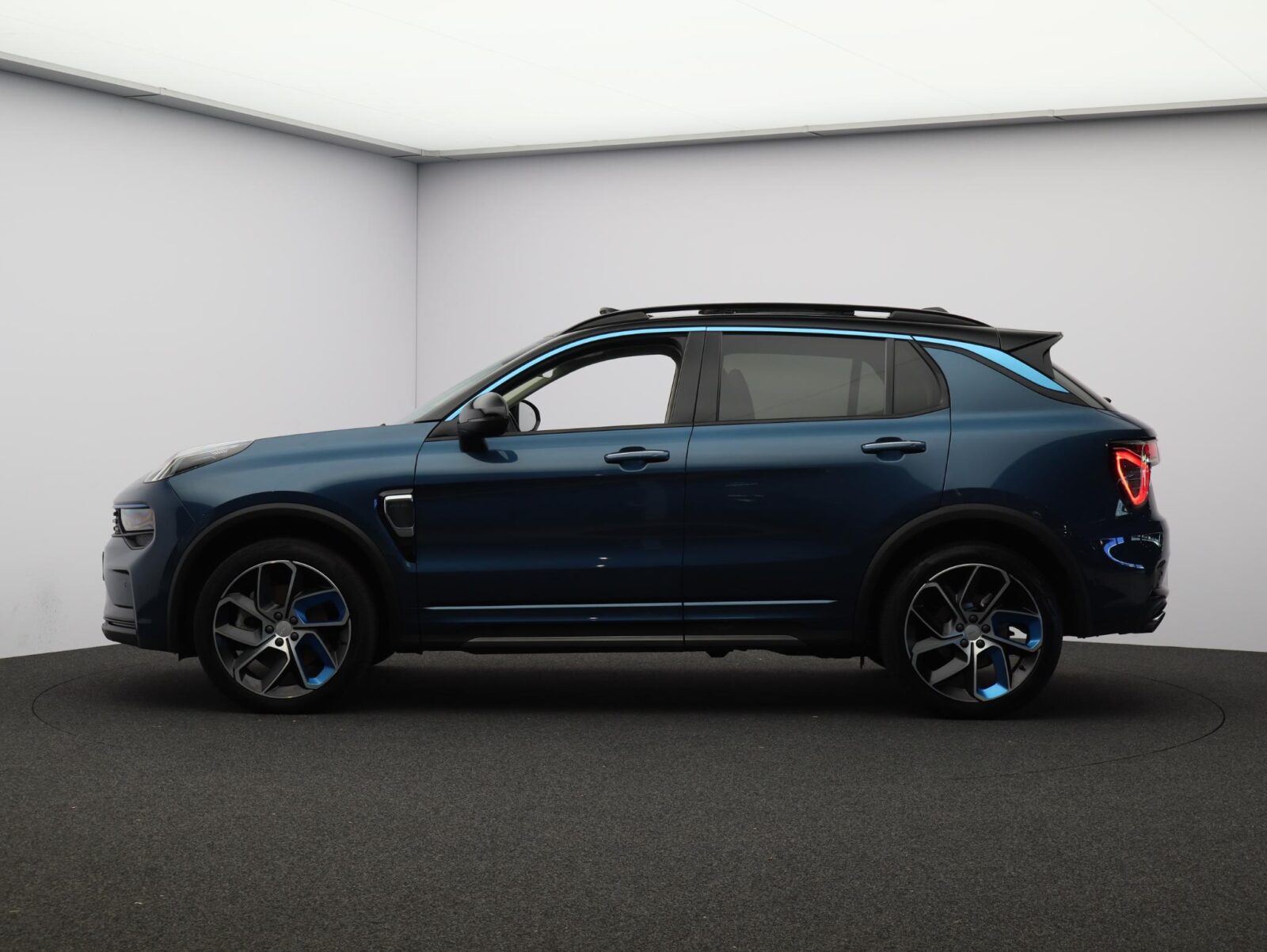 Lynk & Co 01 - Foto 5