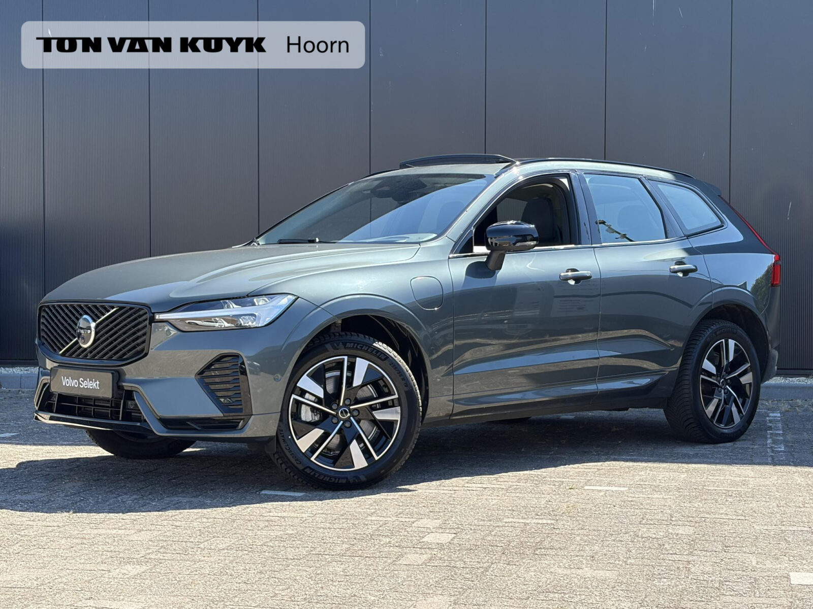 Volvo XC60 - Foto 1