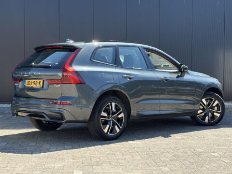 Volvo XC60 2.0 T6 Plug-in hybrid AWD Plus Dark