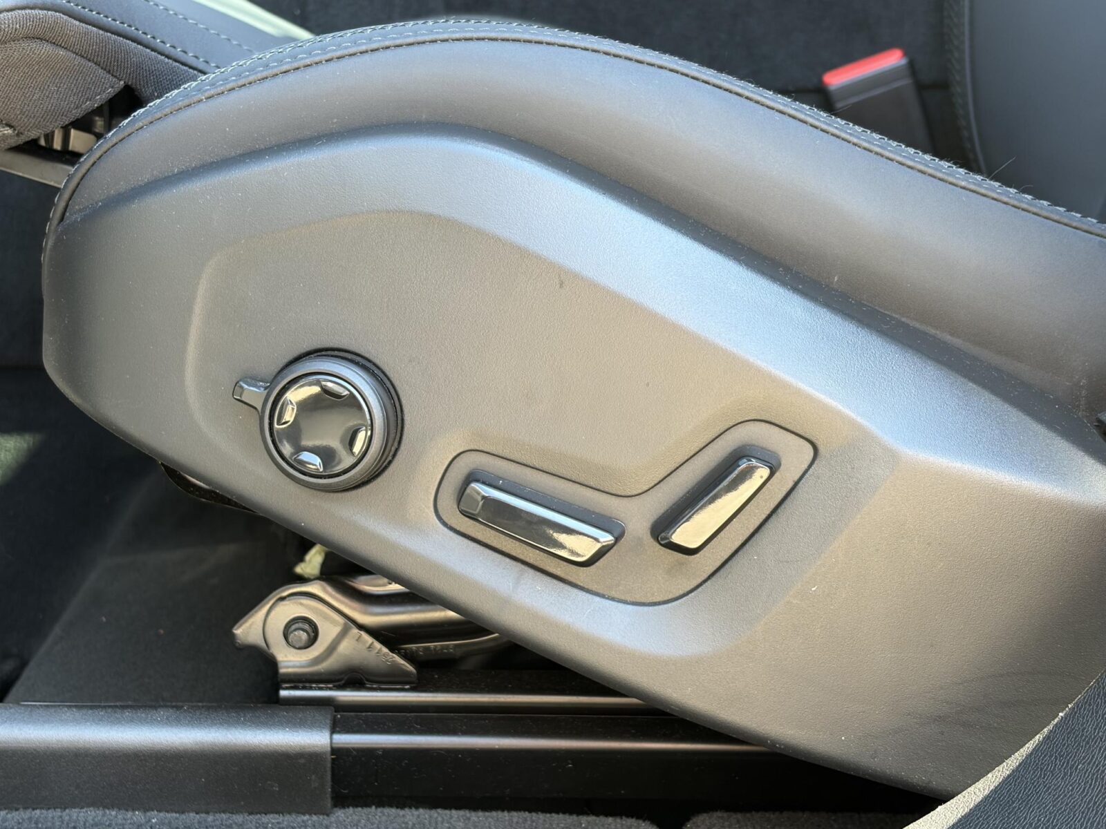 Volvo XC60 - Foto 21