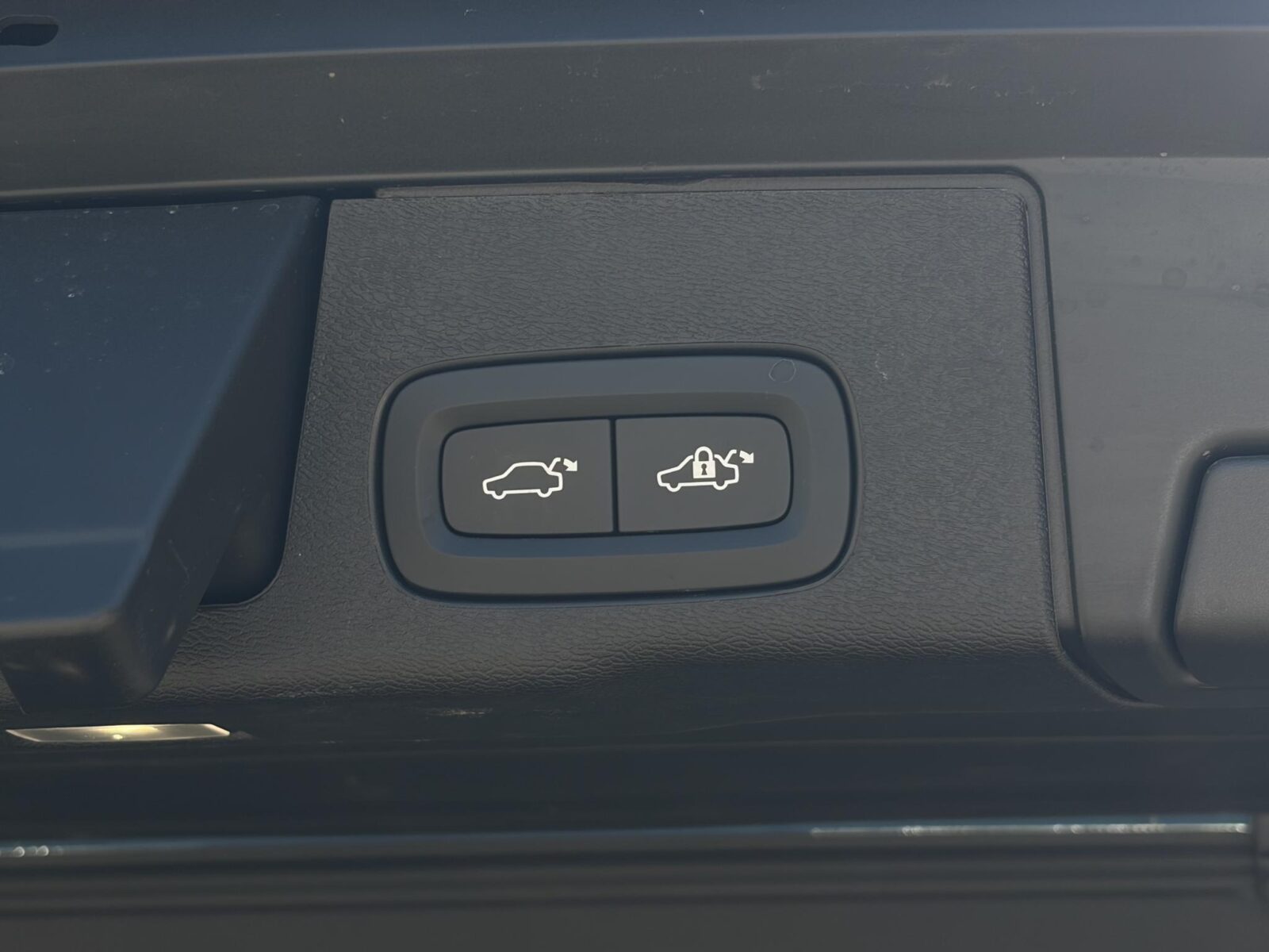 Volvo XC60 - Foto 23