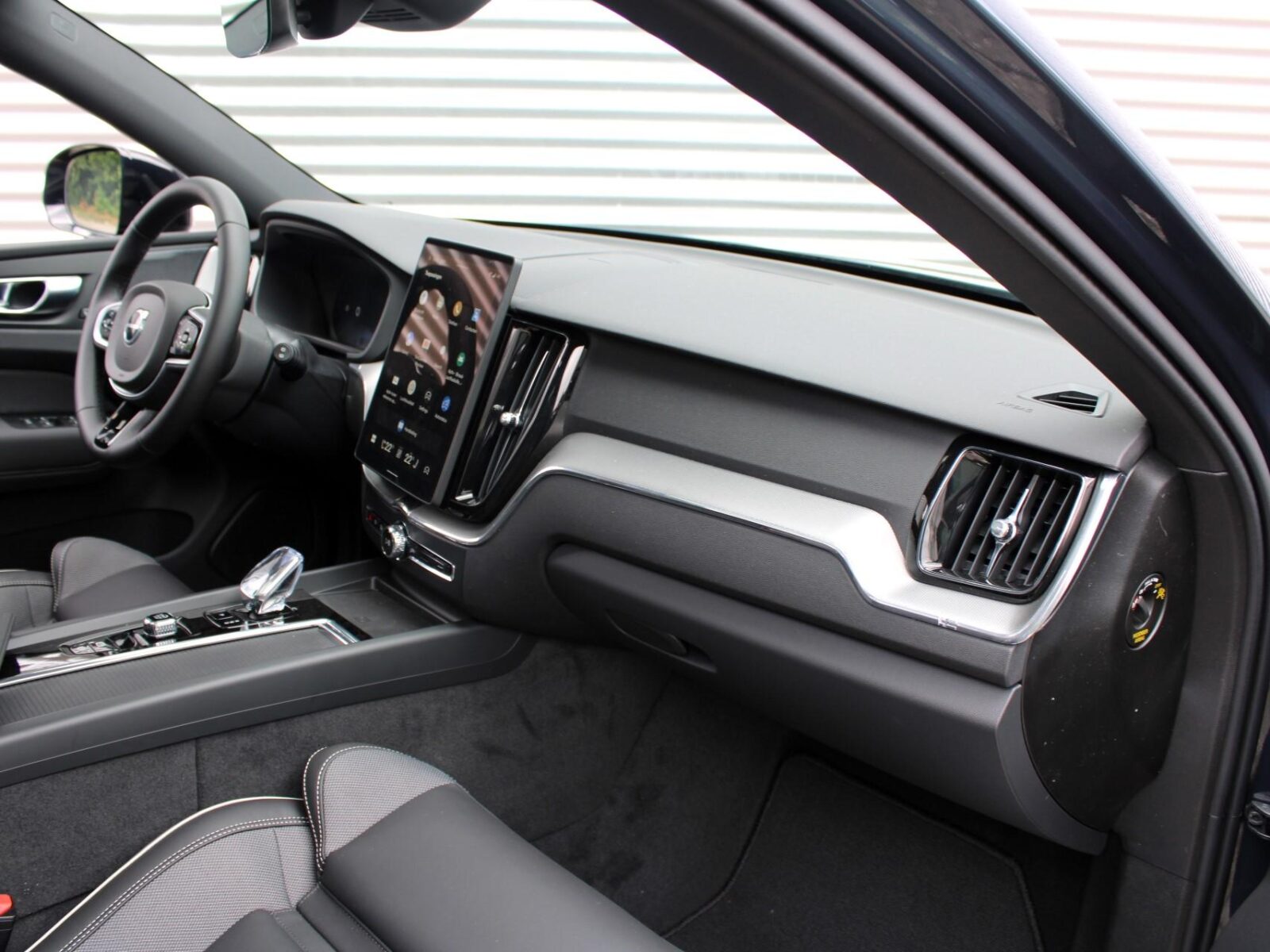 Volvo XC60 - Foto 17