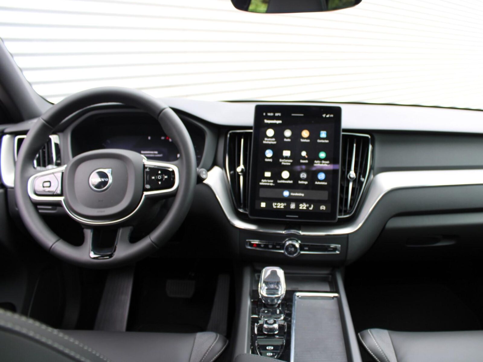 Volvo XC60 - Foto 19