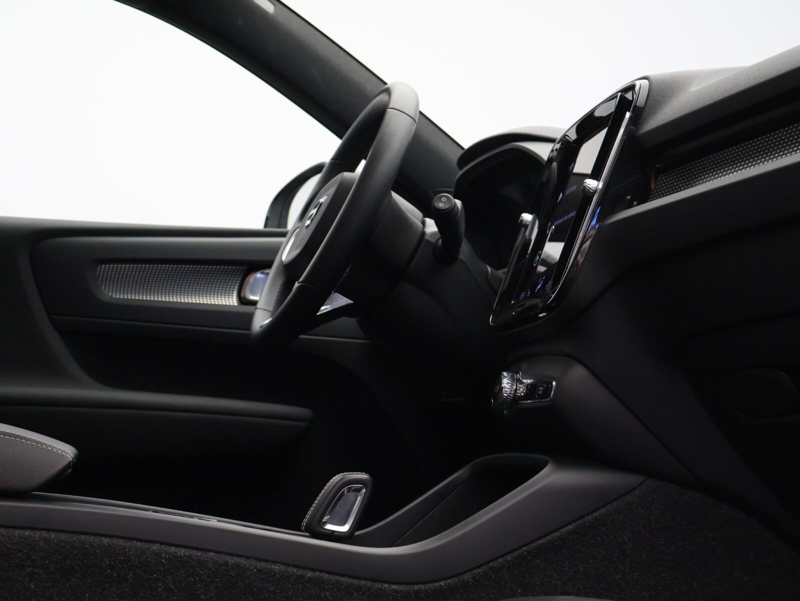 Volvo XC40 - Foto 11
