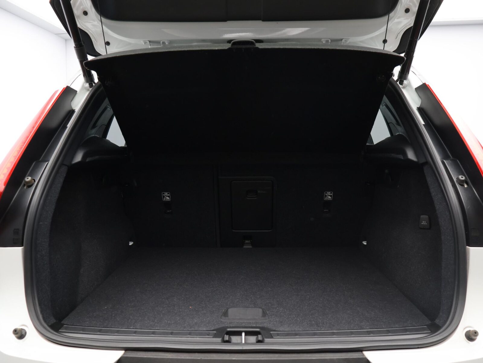 Volvo XC40 - Foto 14