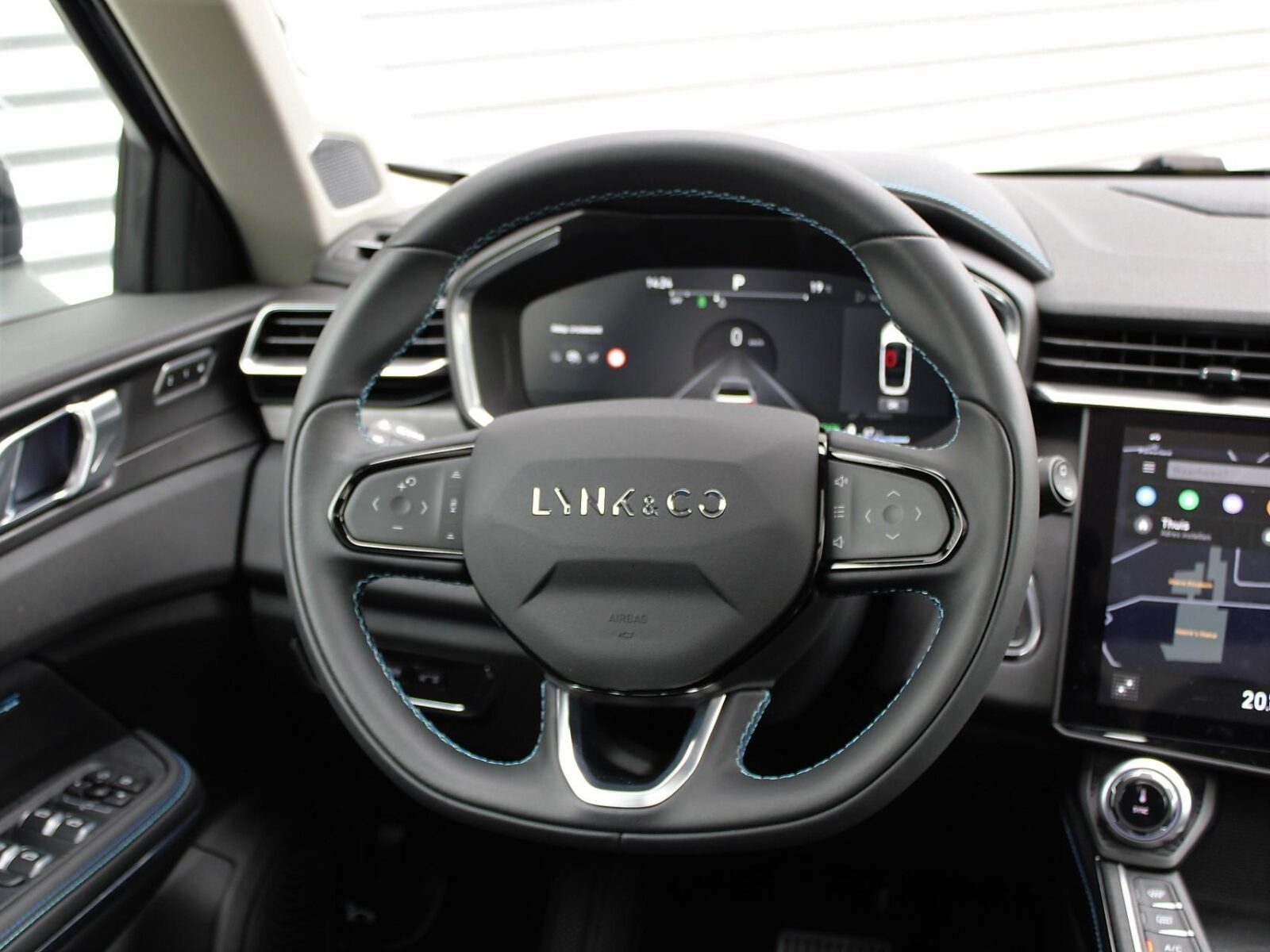 Lynk & Co 01 - Foto 20