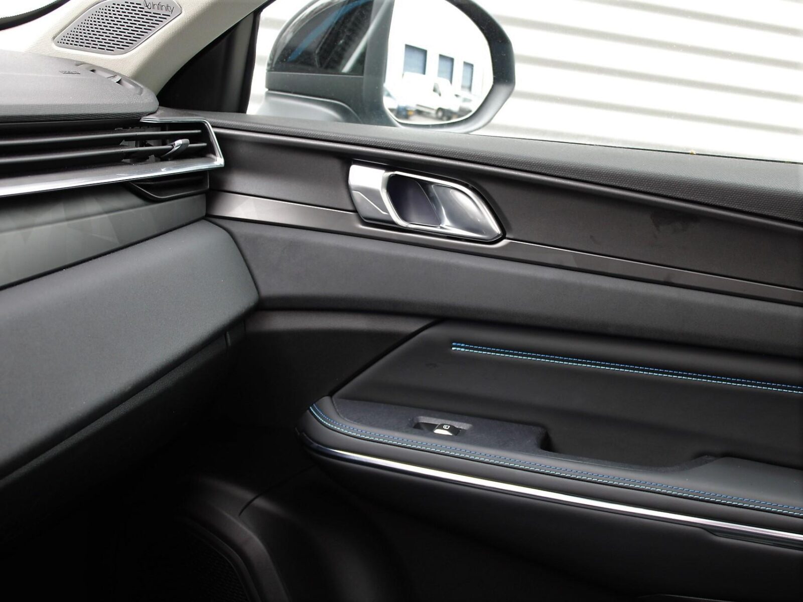 Lynk & Co 01 - Foto 23